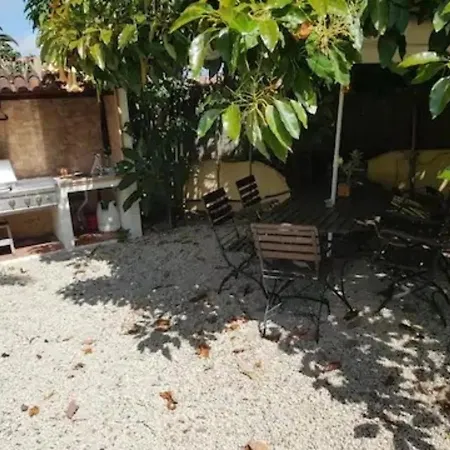 Apartment Rubin Entspannen In Privater Wellness Finca דירה